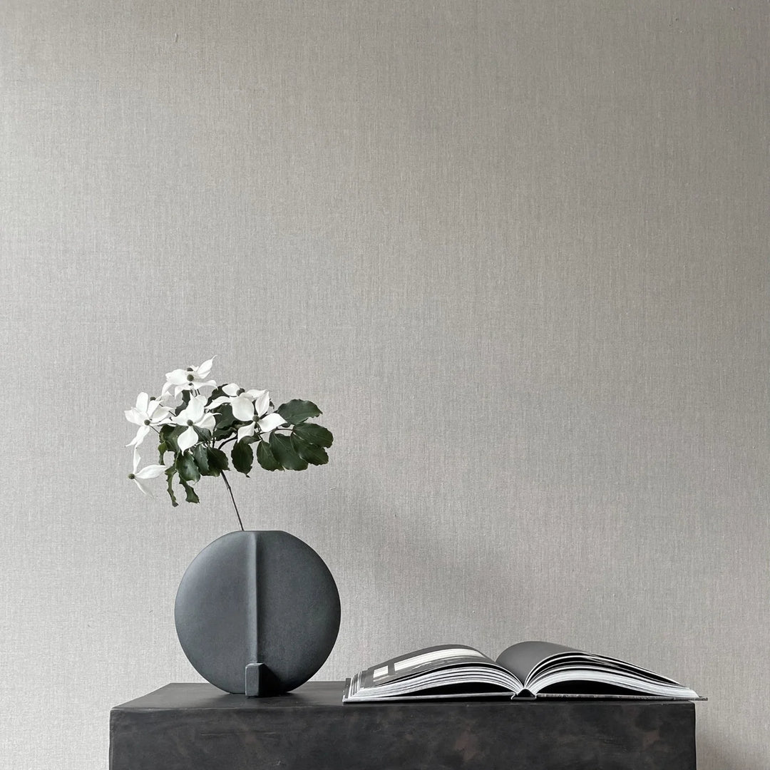 GUGGENHEIM VASE, MINI - BLACK