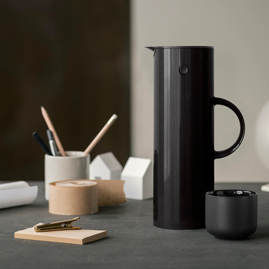 EM77 VACUUM JUG 1L - BLACK
